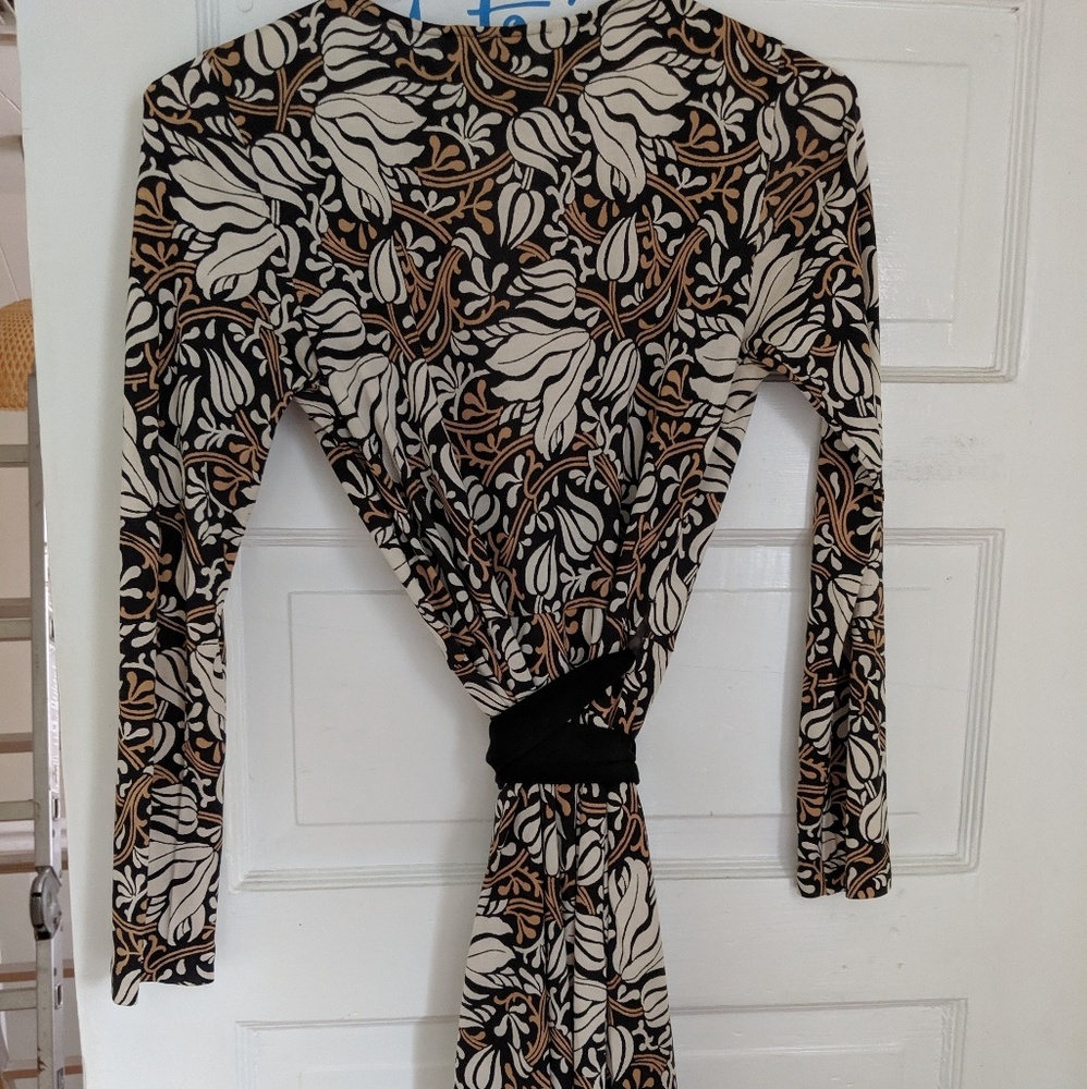 Diane von Furstenburg Classic  wrap dress